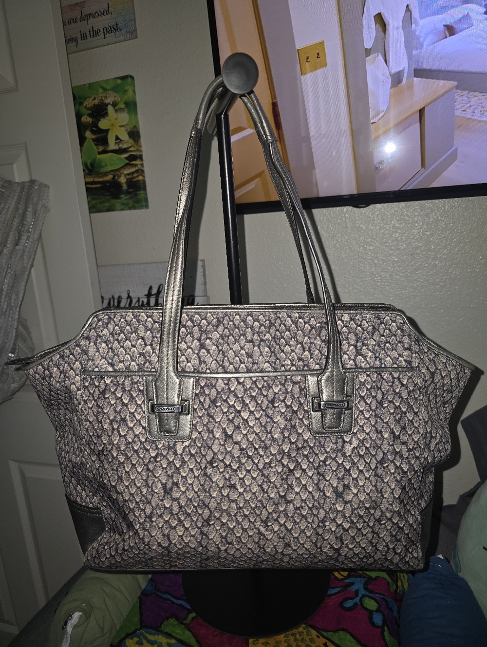 Coach Taylor Snake Print Alexis Carryall With Pouch - Picture 2 of 15